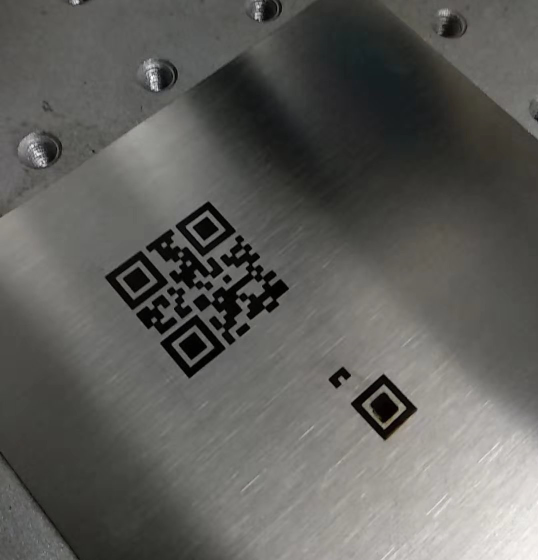 激光打標(biāo)機(jī)打黑不打深的參數(shù)怎么調(diào)？